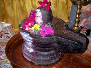 Shiva-Lingam (Wikipedia)